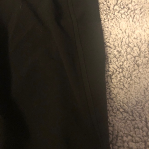 New York and Company Pencil skirt ✏️ - Picture 3 of 3